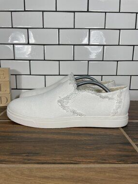 Lucky Brand Loxiy Shoes Womens Size 12 White Washed Twill Casual Slip On